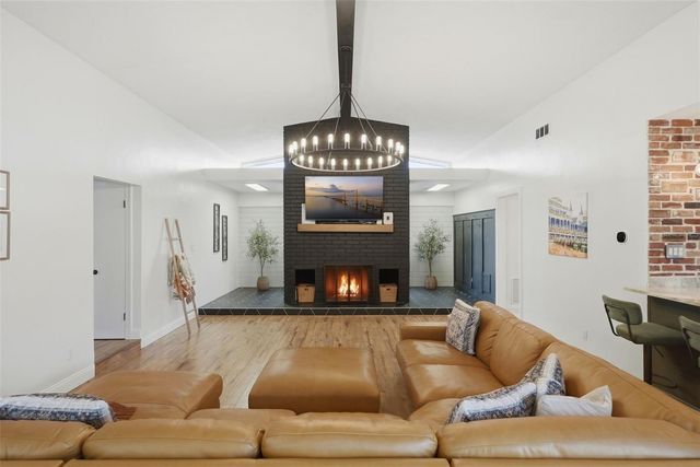 1837 CARLTON DRIVE, Clearwater, FL 33759