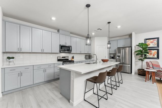 163 Cardini Ln, Lincoln, CA 95648