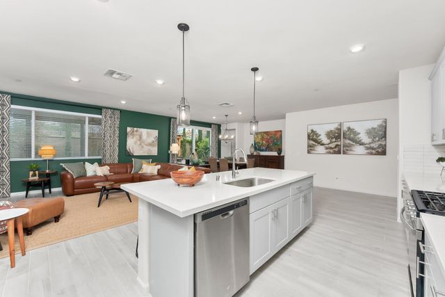 163 Cardini Ln, Lincoln, CA 95648