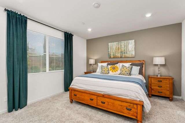 163 Cardini Ln, Lincoln, CA 95648