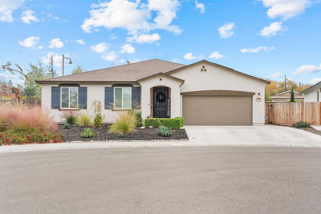 163 Cardini Ln, Lincoln, CA 95648