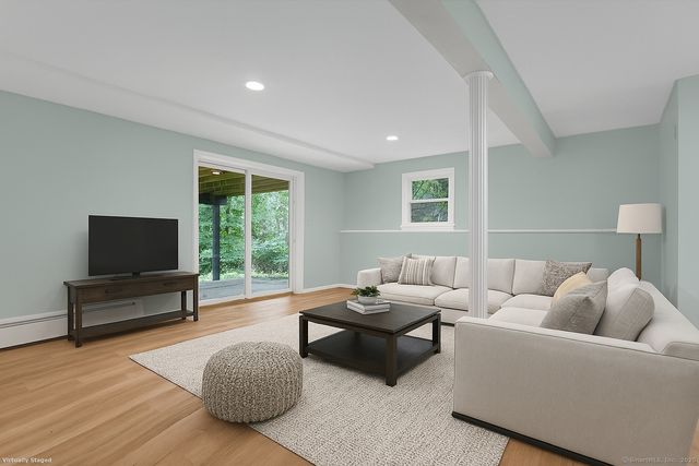 9 Parkwood Drive, Ledyard, CT 06335