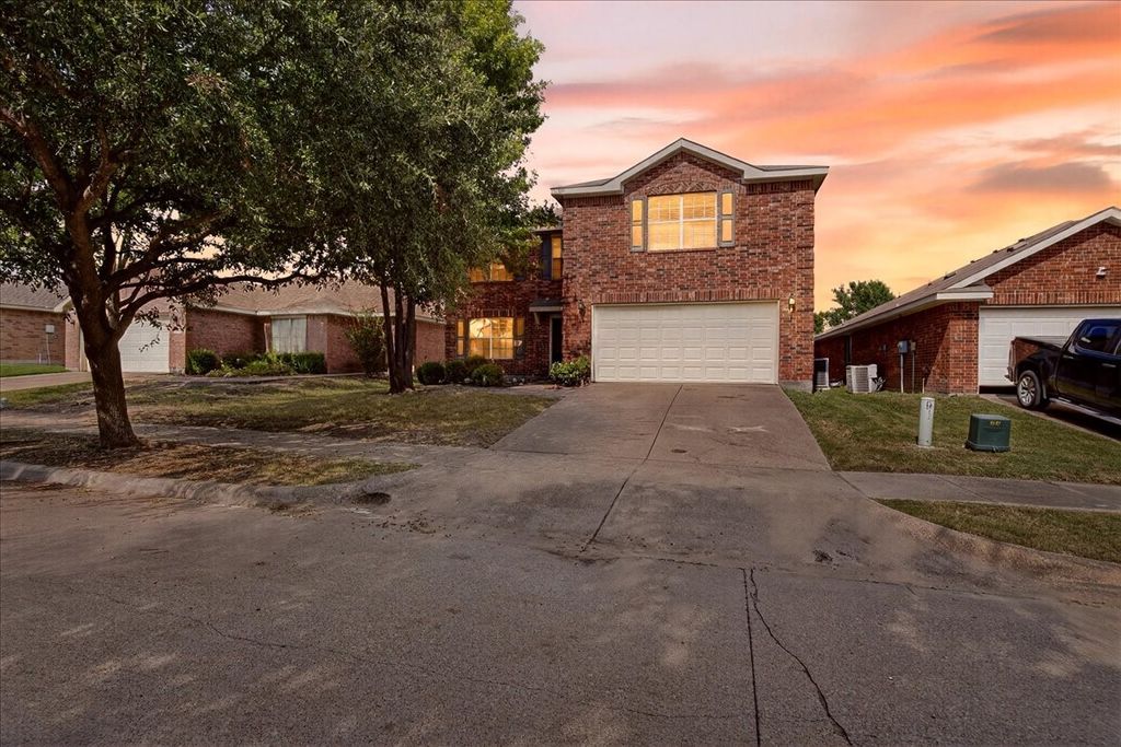 4018 Red Rock Drive, Heartland, TX 75126