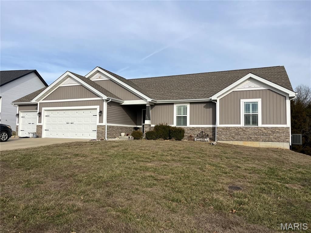 232 Auburn Ridge Drive, Troy, MO 63379