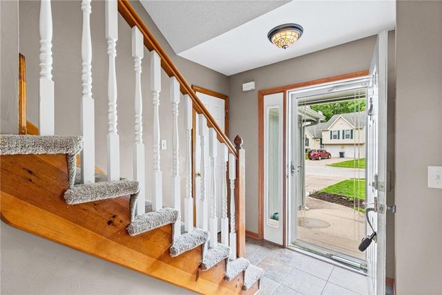 10526 N Central Street, Kansas City, MO 64155