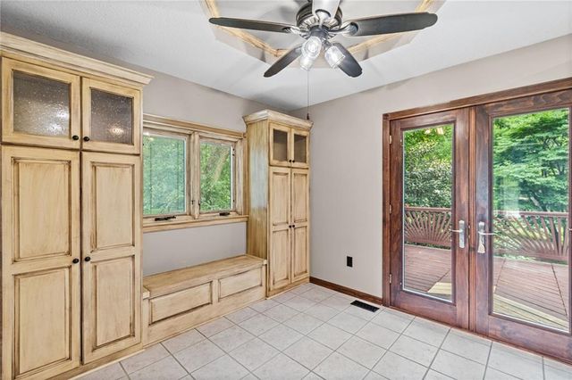 10526 N Central Street, Kansas City, MO 64155