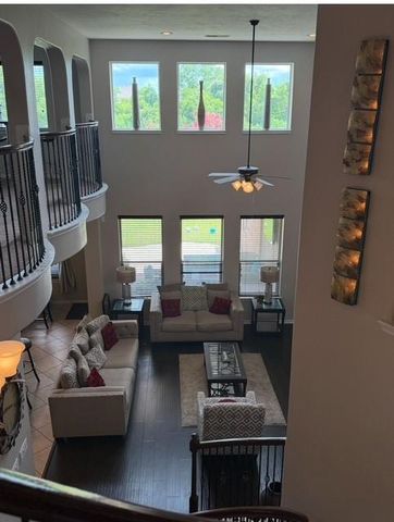 2547 Crystal Shore Drive, Rosharon, TX 77583