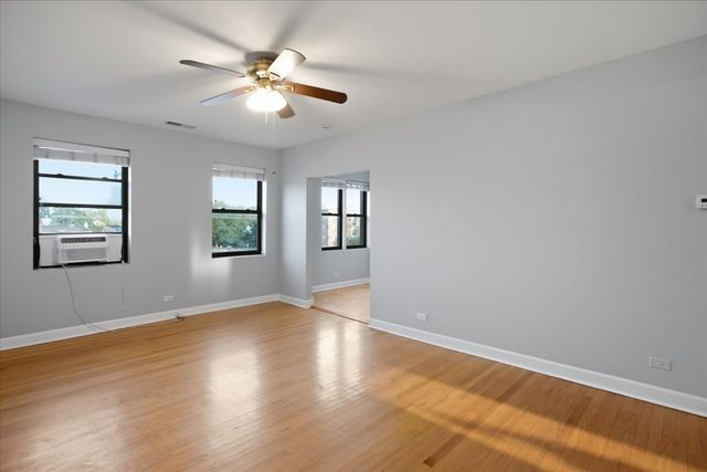 414 W Walnut Street 307, Maywood, IL 60153