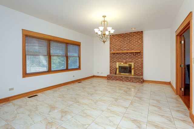 4N411 Trinity Lane, West Chicago, IL 60185