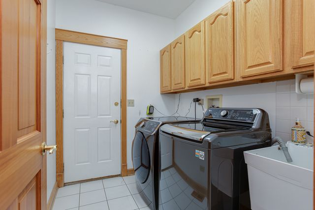 4N411 Trinity Lane, West Chicago, IL 60185