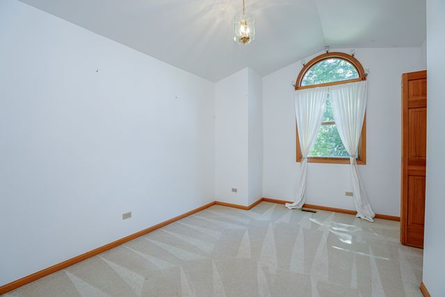 4N411 Trinity Lane, West Chicago, IL 60185