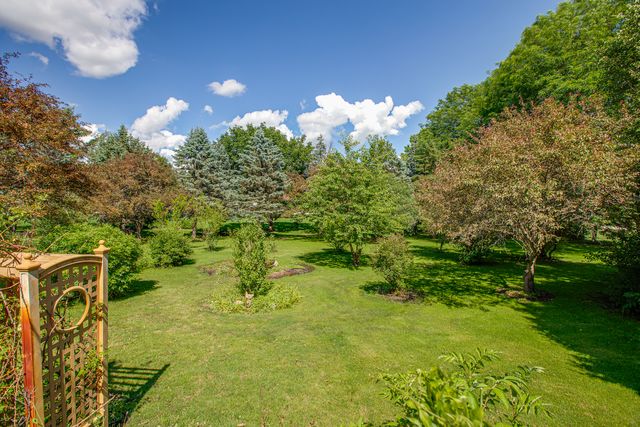 4N411 Trinity Lane, West Chicago, IL 60185