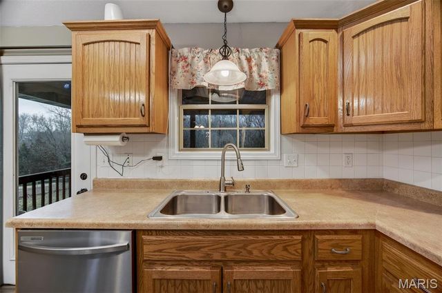 20607 London Lane, Waynesville, MO 65583