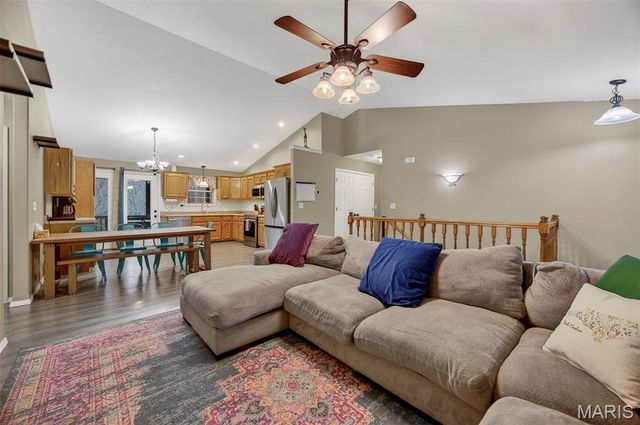 20607 London Lane, Waynesville, MO 65583