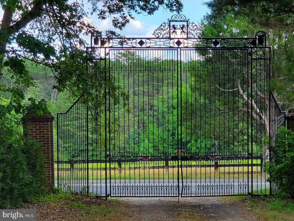 14376 TOWER RD, Unionville, VA 22567