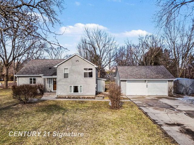 3105 E Stewart Road, Midland Twp, MI 48640