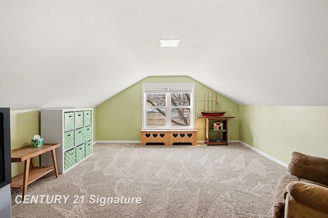 3105 E Stewart Road, Midland Twp, MI 48640