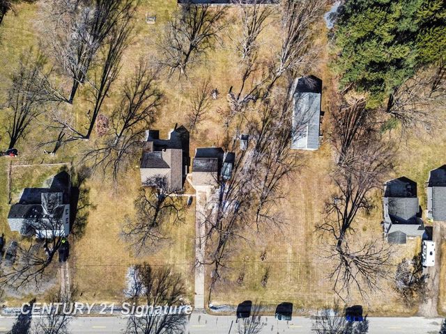 3105 E Stewart Road, Midland Twp, MI 48640