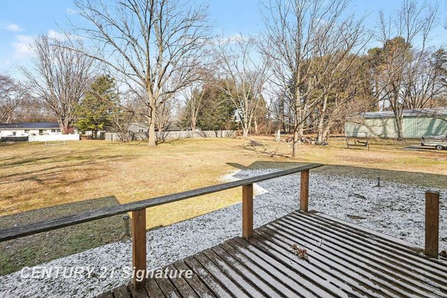 3105 E Stewart Road, Midland Twp, MI 48640