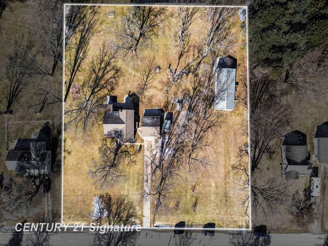 3105 E Stewart Road, Midland Twp, MI 48640