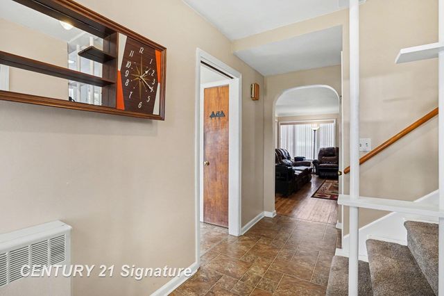 3105 E Stewart Road, Midland Twp, MI 48640