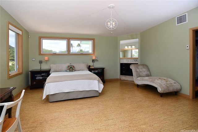 4072 Kulamanu Street, Honolulu, HI 96816
