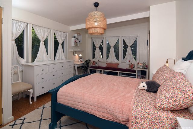 4072 Kulamanu Street, Honolulu, HI 96816