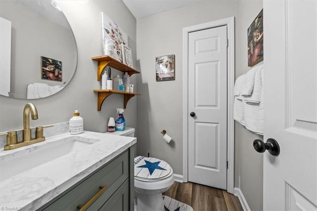 3855 Queen Ann Circle, Winston-salem, NC 27106