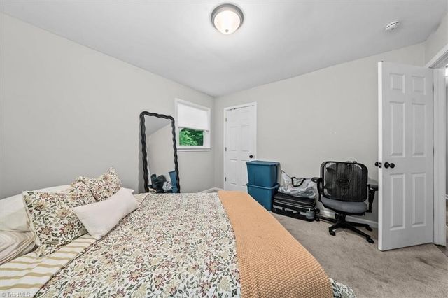 3855 Queen Ann Circle, Winston-salem, NC 27106