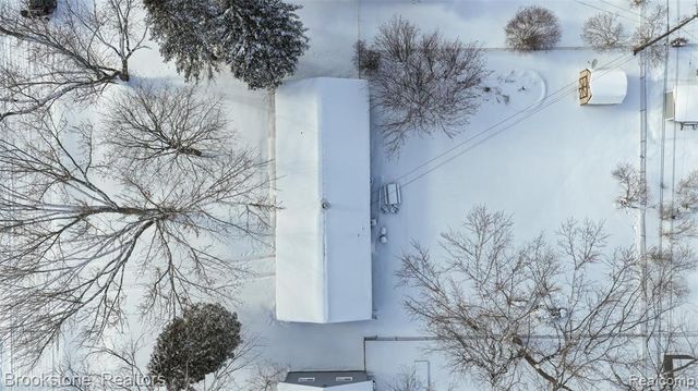 3474 Fort Drive, Waterford, MI 48328