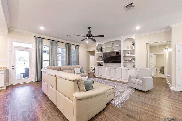 32147 Lower Rome Rd, Springfield, LA 70462