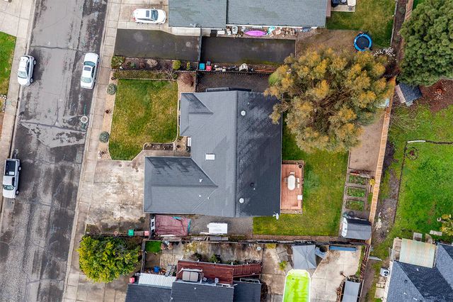 1630 Timothy Street, Central Point, OR 97502