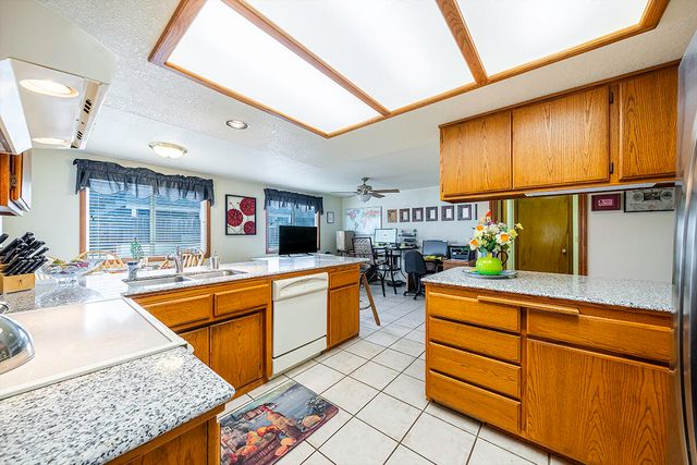 1630 Timothy Street, Central Point, OR 97502