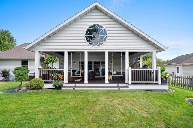 1220 STILLMEADOW LANE, Menasha, WI 54952