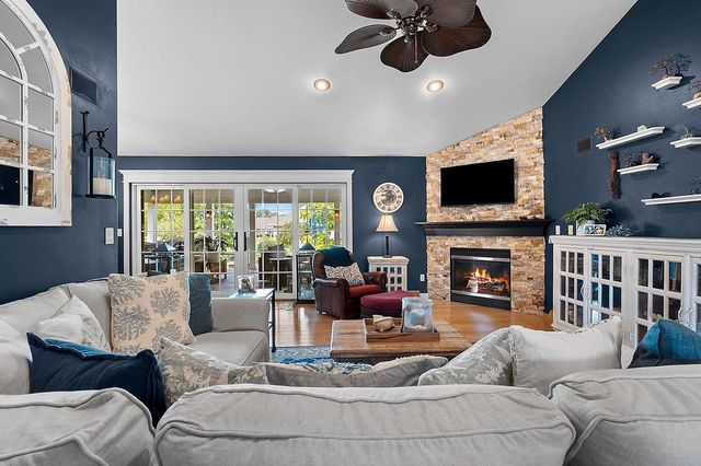 1220 STILLMEADOW LANE, Menasha, WI 54952