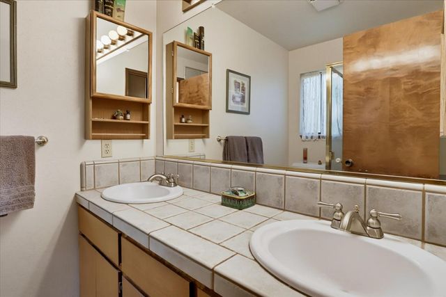 11126 Norager Way, Grass Valley, CA 95949