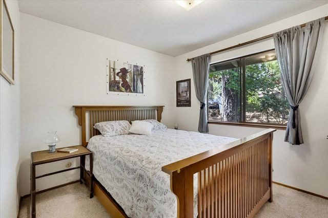 11126 Norager Way, Grass Valley, CA 95949