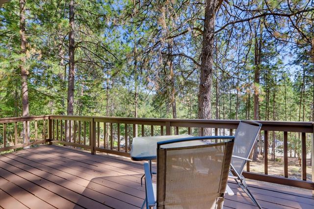 11126 Norager Way, Grass Valley, CA 95949