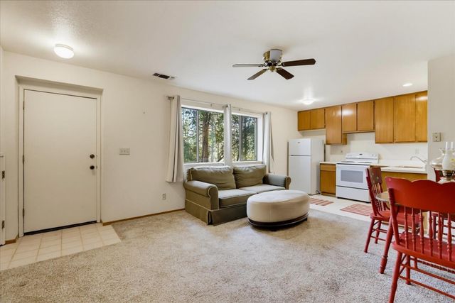 11126 Norager Way, Grass Valley, CA 95949