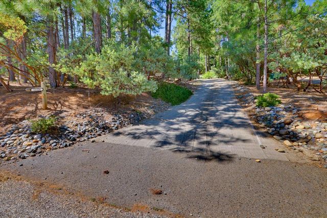 11126 Norager Way, Grass Valley, CA 95949