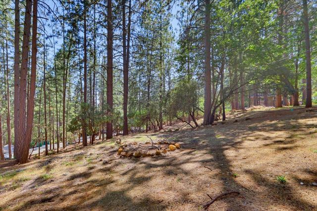 11126 Norager Way, Grass Valley, CA 95949