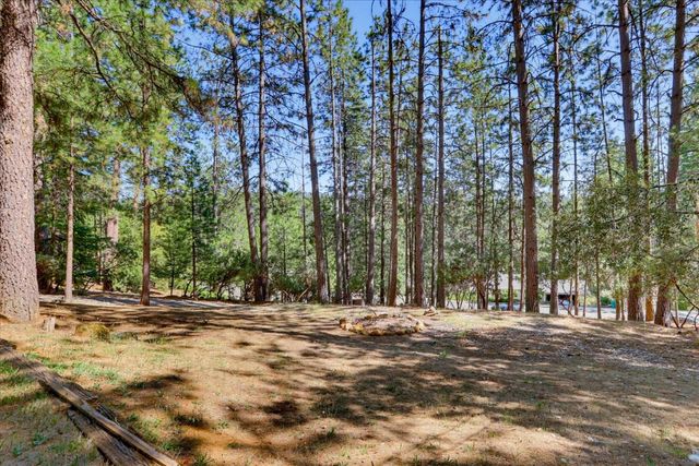 11126 Norager Way, Grass Valley, CA 95949