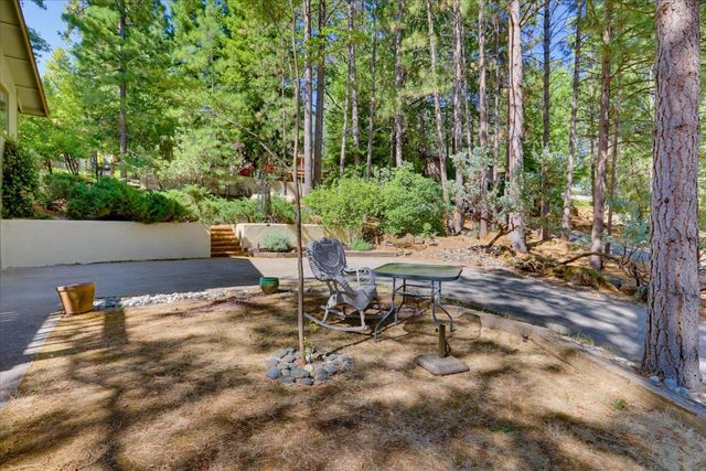 11126 Norager Way, Grass Valley, CA 95949