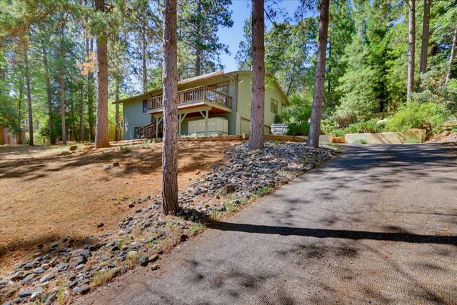 11126 Norager Way, Grass Valley, CA 95949