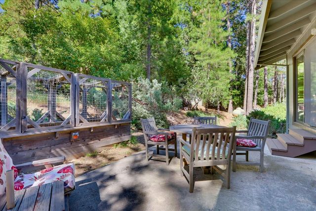 11126 Norager Way, Grass Valley, CA 95949