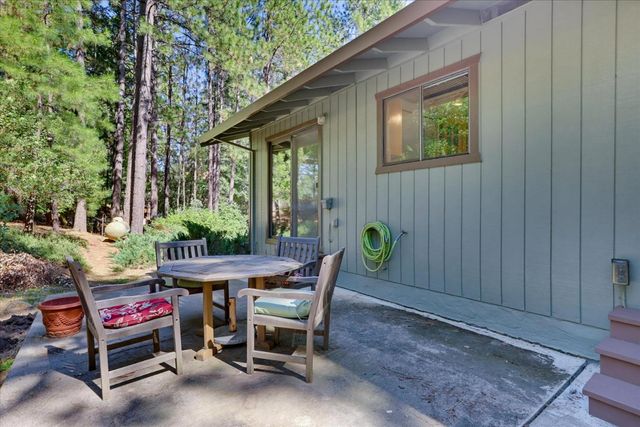 11126 Norager Way, Grass Valley, CA 95949