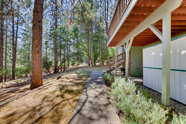 11126 Norager Way, Grass Valley, CA 95949