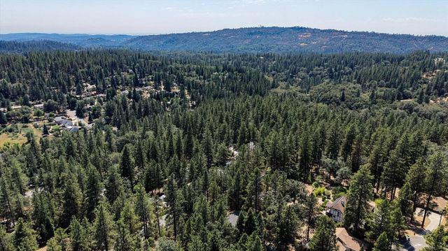 11126 Norager Way, Grass Valley, CA 95949