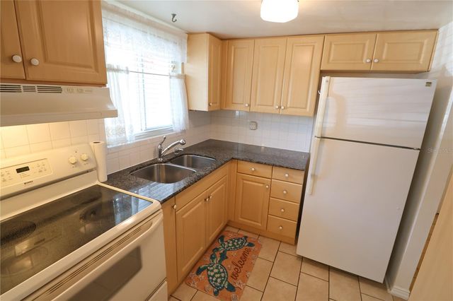 1849 SUNNY DRIVE G3, Bradenton, FL 34207