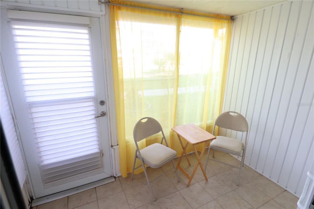 Image 10 of property listing at 1849 SUNNY DRIVE G3, Bradenton, FL 34207